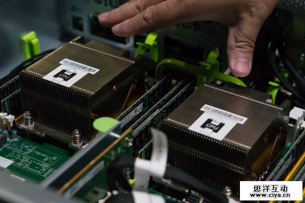 全球15亿用户的账户信息都在这里：Facebook首个数据中心