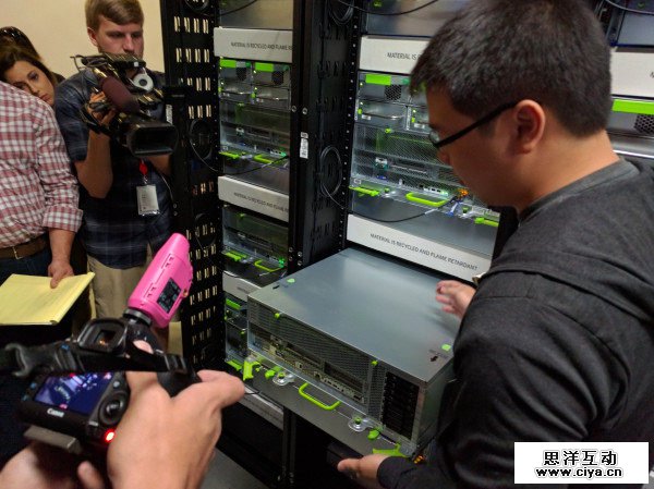 全球15亿用户的账户信息都在这里：Facebook首个数据中心