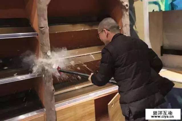 1495164378-8671-1299124-ced25ceedc192d0e