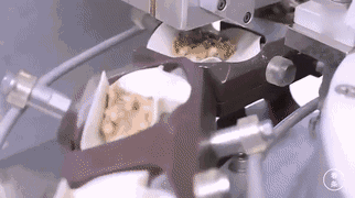 中国最新无人工厂曝光，整个工厂空无一人，不知道多少人要失业了