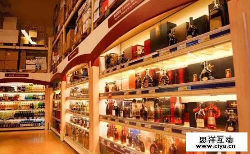 白酒大佬重燃门店大战，新零售或加速茅台遭遇滑铁卢？