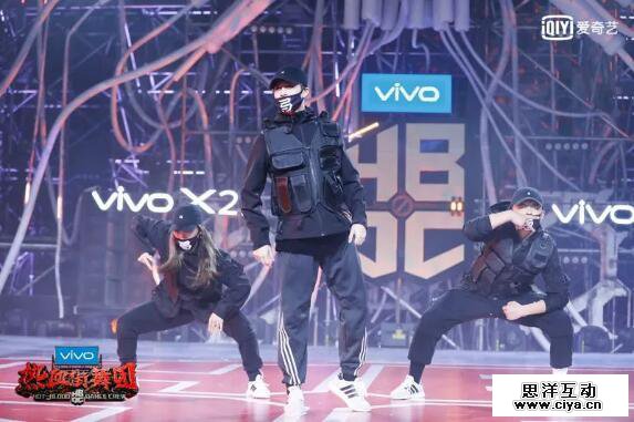 街舞元年的角逐：“热血街舞团”和“这就是街舞”谁能胜出？