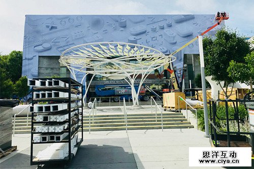 苹果全球开发者大会下周一开幕 会场外已开始悬挂海报